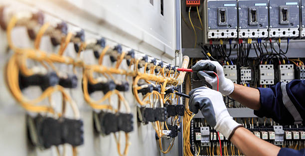 Professional Electrician technician working in Muldrow, OK